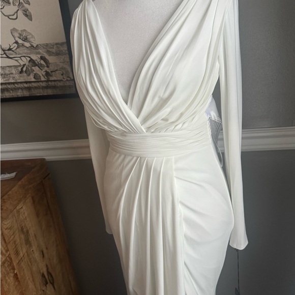 IEENA FOR‎ MAC DUGGAL White Long sleeve Evening gown Dress size 2 - Picture 5 of 8